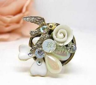 0法國JULIE正品戒指白薔薇幸運草_禮品、工藝品、飾品_世界工廠網中國產品信息庫